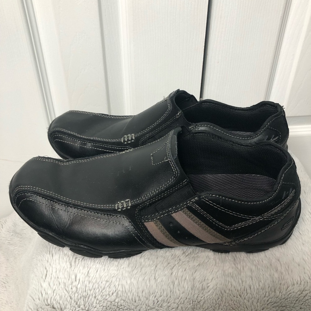 Skechers Black with tan stripe Slip-On Loafers, Men’s size 12 - Picture 4 of 7